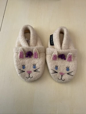 B9 石榴石山纯羊毛儿童兔子拖鞋 21 码 18-24 个月 — 第 1/4 张图片