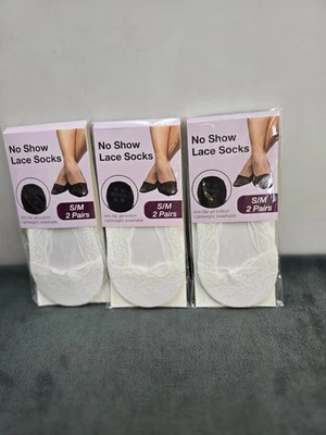 3 paquetes de dos pares de calcetines de encaje blancos No Show con parte inferior de gel antideslizante S/M Foto 1 de 3