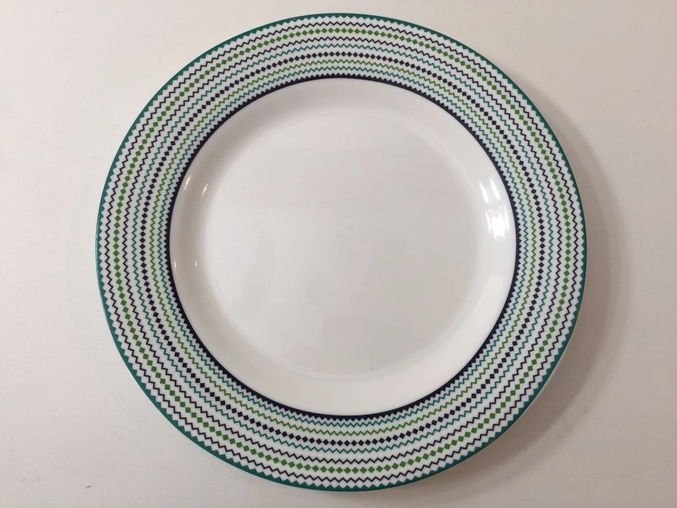 Cynthia Rowley New York Fine China Salad Plate, 8 1/4" Diameter - Image 1 of 4