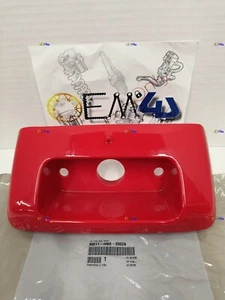 Caja de herramientas de almacenamiento Honda OEM soporte para luz trasera tapa TRX250 250 Recon 80211-HM8-000ZB - Imagen 1 de 3
