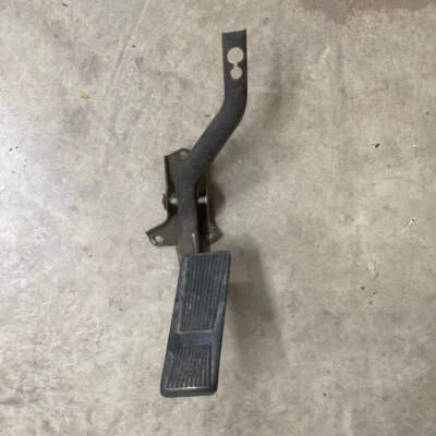 52078586 Pedal acelerador para Jeep CJ, Wrangler YJ (76-95) Foto 1 de 3