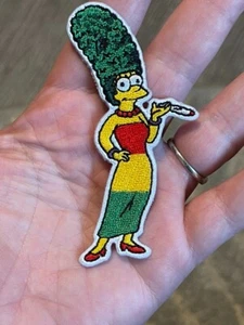 Parche de Los Simpson Stoner Marge 420 parche de setas parche bordado para planchar - Imagen 1 de 1