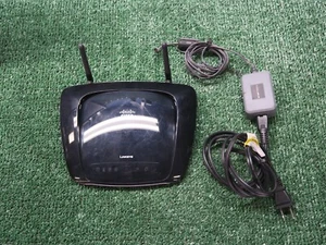 CISCO LINKSYS WRT160NL ROUTER A BANDA LARGA ETHERNET WIRELESS-N 4 PORTE CON ADATTATORE - Foto 1 di 12