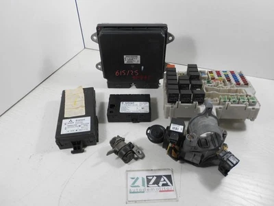 Kit Chiave ECU Smart ForFour W454 1.1 75cv 134910 2005 A1341500879 Foto 1 de 4