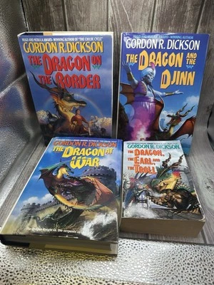 Lot of 4 Vintage Fantasy Books by Gordon R Dickson The Dragon Knight Series Foto 1 de 4
