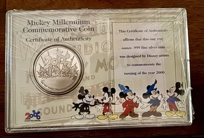 Moneda conmemorativa Mickey Millennium Foto 1 de 2