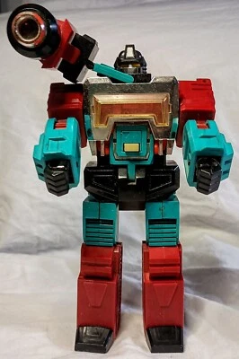 Transformers G1 Perceptor Action Figure With Scope - Image 1 of 4