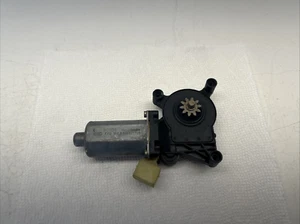 OEM FRONT RIGHT WINDOW MOTOR 1994 1995 1996 - 2000 Mercedes-Benz C280 0130821709 - Picture 1 of 8