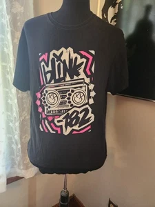 Blink 182 Smiley Face Band Logo Black Short Sleeve Cropped T Shirt Size Large XL - Picture 1 of 1