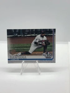 2019 Topps Update Carlos Santana #US89 Gold 150th Stamp Cleveland Indians - Picture 1 of 2