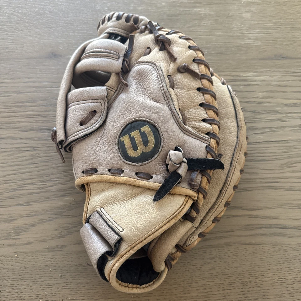 Guante de softbol lanzamiento rápido Wilson A440 A0440 CM-BR beige derecho 31" roto  Foto 1 de 4