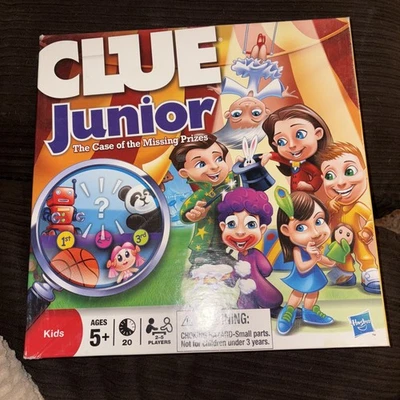 Clue Junior: The Case Of The Missing Prizes by Hasbro 2010 Complete! - Image 1 of 2