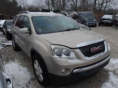 Used Air Cleaner Assembly fits: 2008 Gmc Acadia  Grade A - Image 1 of 4