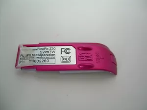 FUJIFILM FINEPIX Z30 BATTERY COVER (RED/ MAGENTA) FOR REPLACEMENT REPAIR PART - Picture 1 of 1