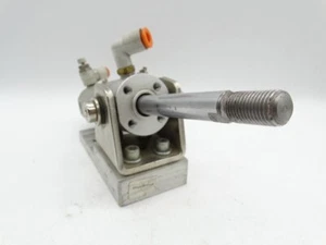 SMC NCDGBA32-0200 PNEUMATIC CYLINDER #WD10 - Picture 1 of 4