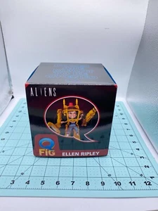 Alien Ellen Ripley P-5000 Power Loader Q-Fig Elite Collectible Display Base. 35 - Picture 1 of 11