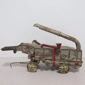 Arcade McCormick-Deering Thresher Made 1930 USA 1/25 IH-451-E - Picture 1 of 8