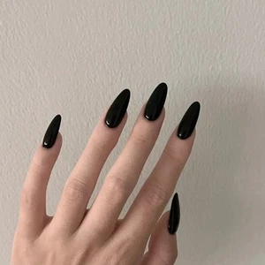 Black Almond False Nail Solid Color Artificial Nail Creme Cool Fake Nail - Picture 1 of 6