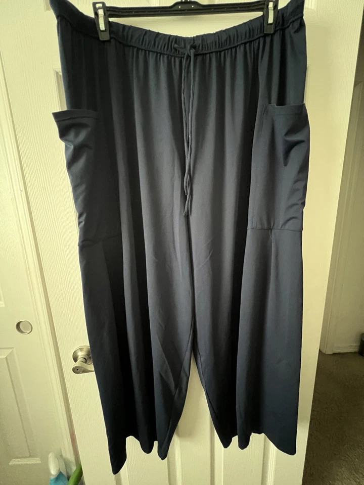 Halara Wide Leg Navy Pants 2X NWOT Elastic Tie Waist Side Pockets Poly/Spandex - Image 1 of 4