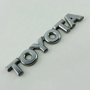 02 03 04 05 06 Toyota Camry Emblem Logo Symbol Badge Trunk Rear Chrome OEM C98 - Picture 1 of 7