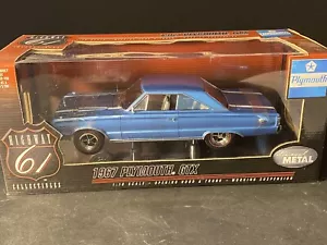 Highway 61 1967 Plymouth GTX 1/18 Druckguss blau - Bild 1 von 7