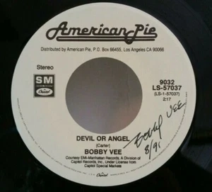 Eddie Cochran & Bobby Vee  DEVIL OR ANGEL / C'MON EVERYBODY (SIGNED 45)#9032 - Picture 1 of 5