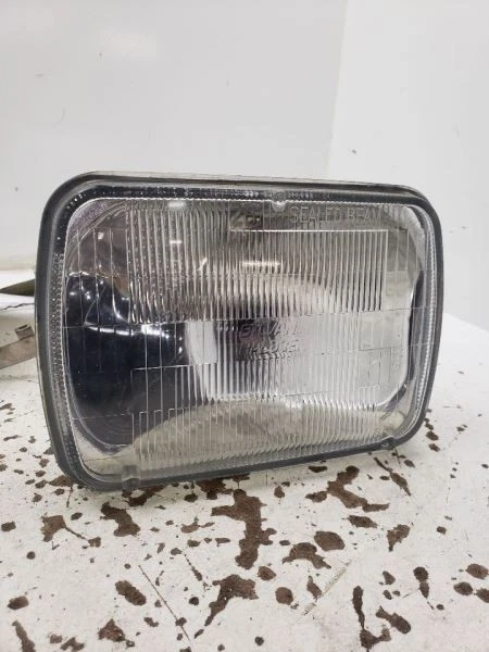 Faro sellado haz se adapta a 96-17 EXPRESS 2500 VAN 744002 Foto 1 de 4