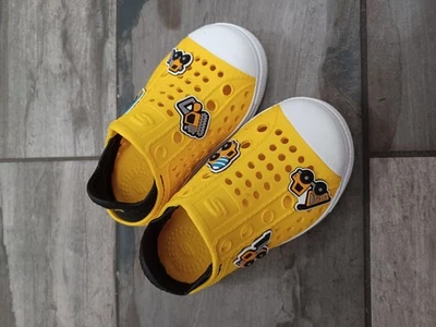 Tamancos Skechers meninos espuma Guzman Steps Hydro Squad criança tamanho 6 amarelo preto - Imagem 1 de 4