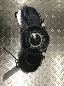 Tacho Citroen C3 II (A51) 1.6 HDI 68kW 92PS 98041181XT Kombiinstrument - Bild 1 von 3
