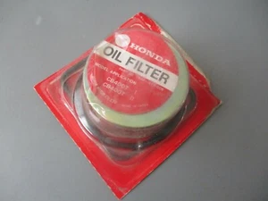 NOS Honda OEM Oil Filter 1978-1979 CB400 TI/TII 1983 GL650 CX650 154A1-413-005 - Picture 1 of 3
