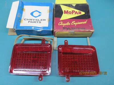 Lámpara trasera Dodge 1964 lente interior 330 440 Station Wagon Mopar 2495202 2495203 nuevo de lote Foto 1 de 4