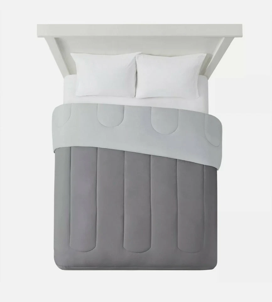 Edredón reversible ultra suave liso Mainstays en una bolsa, gris, completo/queen Foto 1 de 4