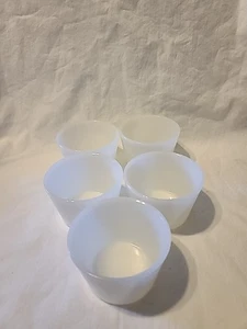 (D) 5er Set Vintage GLASBACKEN Milchglas Auflaufförmchen Pudding Dessertbecher - Bild 1 von 6