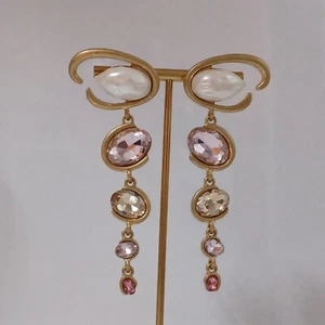 Oscar de la Renta- Boucles d'oreilles longues avec des cristaux roses. - Foto 1 di 8