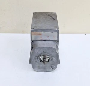 Honeywell M445C 1008 2 Modular Motor 120V 0.48A 52W - Picture 1 of 10