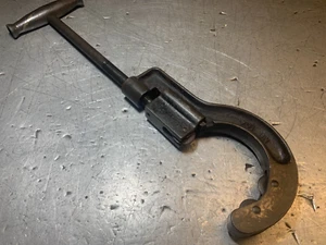 Record Pipe Cutter - No. 104 - 2-1/2" - 4" Capacity - Pipe Wheel / Tube Cutter - Picture 1 of 9