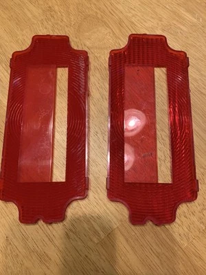 1971 Oldsmobile Rear Inner Lower Stop Lamp TailLight Lenses Pair 5963330 GM OEM - Image 1 of 2