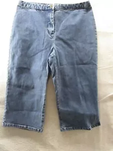 Charter Club Clamdigger natural stretch denim shorts sz 10p - Picture 1 of 12