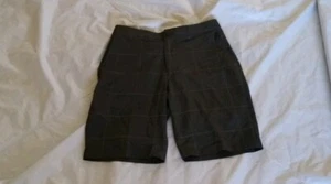 Nicklaus Men's Pockets Staydri Staymotion Plaid Black Shorts Size 30 - Picture 1 of 12