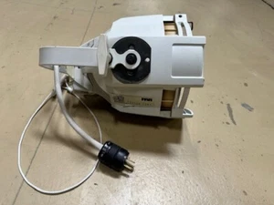 ETC Source 4 Par 750 White Edison (WFL) x 2 and (MFL) x 1 - Picture 1 of 4