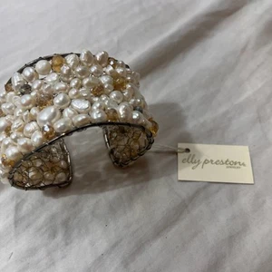 Elly Preston Susie Bracelet | Pearl Bracelet | Pearl Cuff Bracelet - Bild 1 von 4