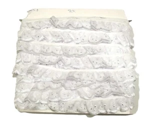 Broderie Anglaise Gathered Scalloped Trim 25/38/50mm Sold per metre White - Picture 1 of 2