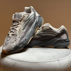 Adidas Yeezy Boost 700 V2 Tephra EU 44 2/3 US 10.5 Neu Adidas Rechnung OVP - Bild 1 von 11