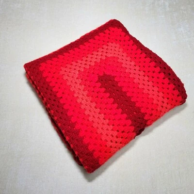 Винтажный ручной работы афганский одеяло бабушка крючком трикотажа 64 x 49 красный - Изображение 1 из 4