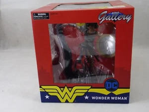 DIAMOND SELECT TOYS USA DC WONDER WOMAN 23 cm figurine résine neuf en boite - Imagen 1 de 9