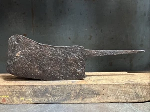 Antikes handgeschmiedetes Fleischerbeil sehr entsteint und alt für Metzger - Bild 1 von 12