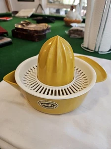 Vintage EMSA Citrus Fruit Juicer Mustard Cream (#G Box 1) - Picture 1 of 10