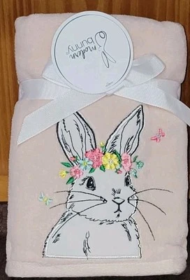 Modern Bunny 2pc Towel Set Light Pink with Bunny Rabbit NEW - Image 1 of 4