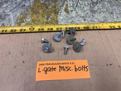 02-09 Trailblazer подъемный борт разные болты винты T06 - Изображение 1 из 4