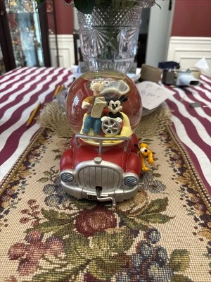 Disney Mickey Mouse And Friends Musical Globo de Nieve Zip-A-Dee-Doo-Dah. Foto 1 de 4